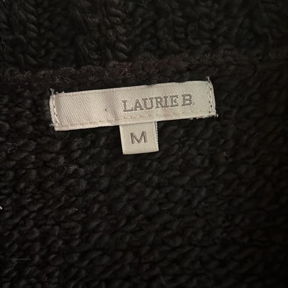 LAURIE B Short Sweater Button Down Cardigan Size M - Picture 5 of 6